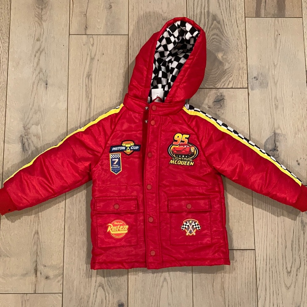 Disney lightning McQueen winter jacket size 4 used good condition